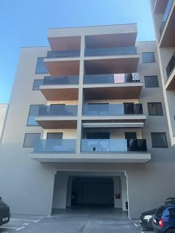 Daire Noovi - With Private Parking *