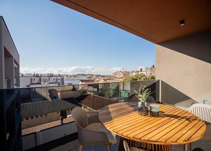 Noovi - With Private Parking Daire *