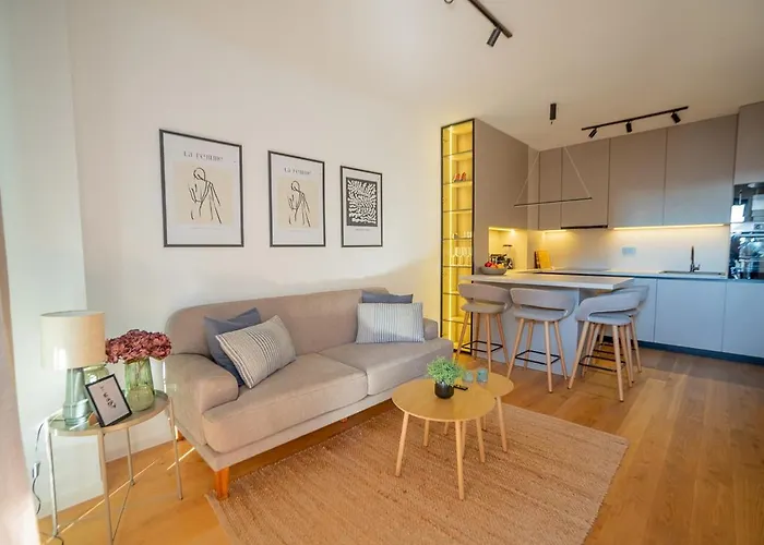 Daire Noovi - With Private Parking